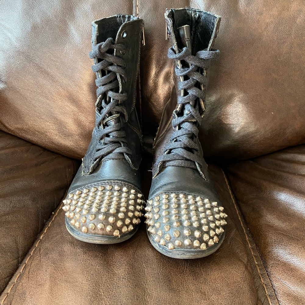 Steve Madden